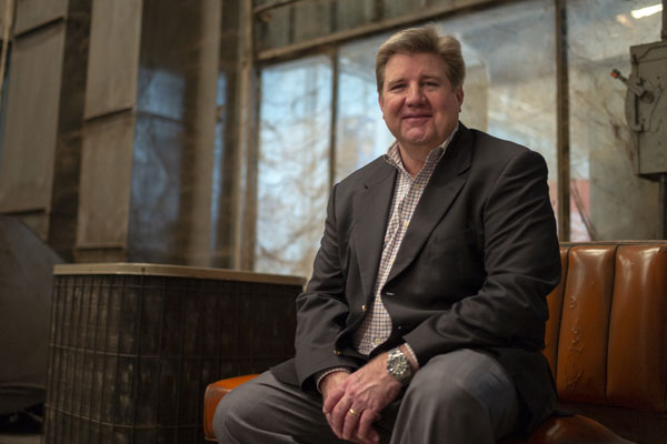 Steve-Browning-seated
